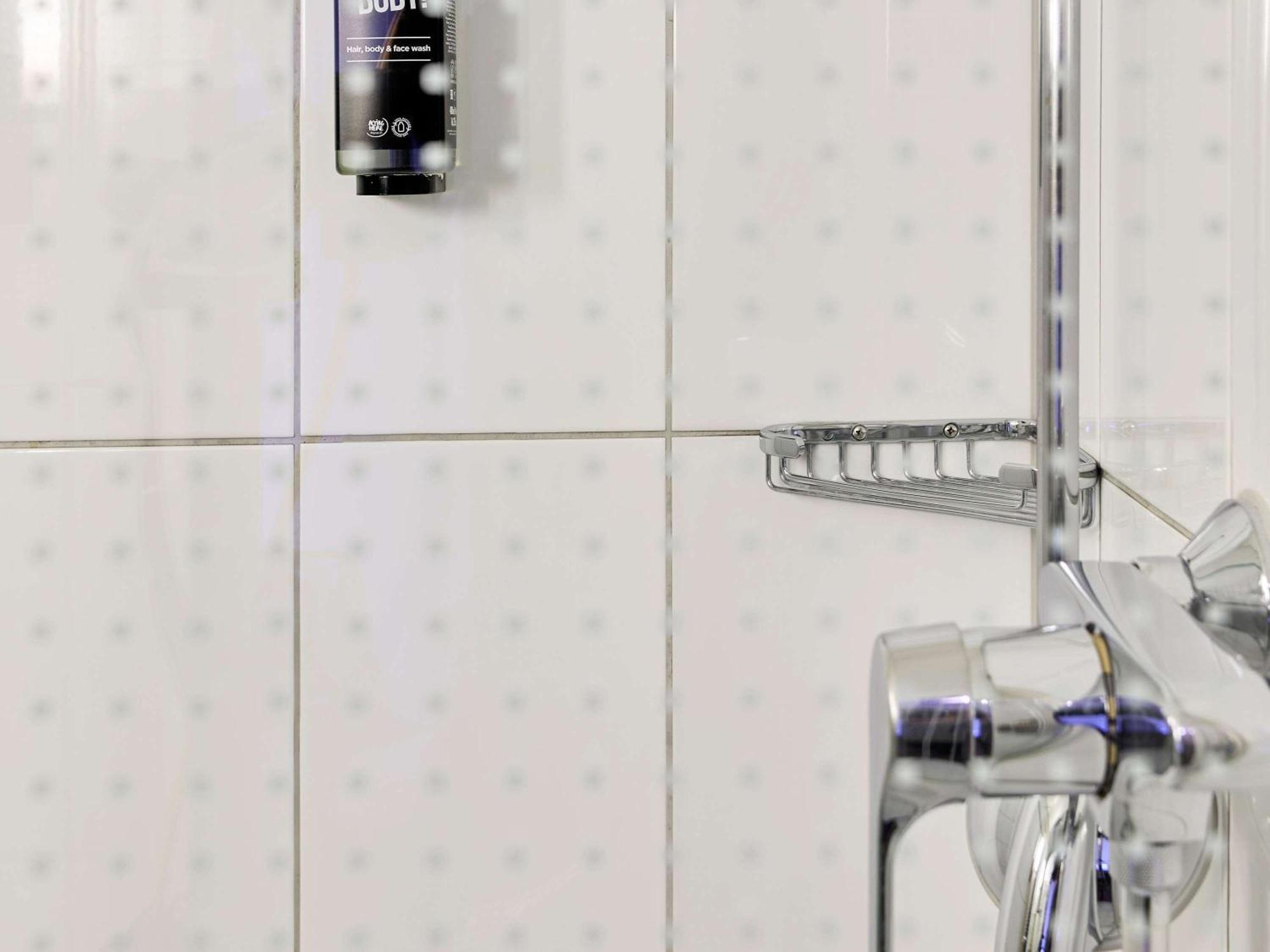 Hotel Ibis Basel Bahnhof Zewnętrze zdjęcie