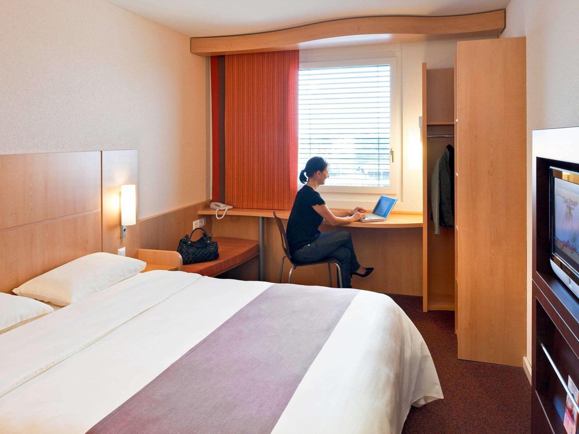 Hotel Ibis Basel Bahnhof Zewnętrze zdjęcie