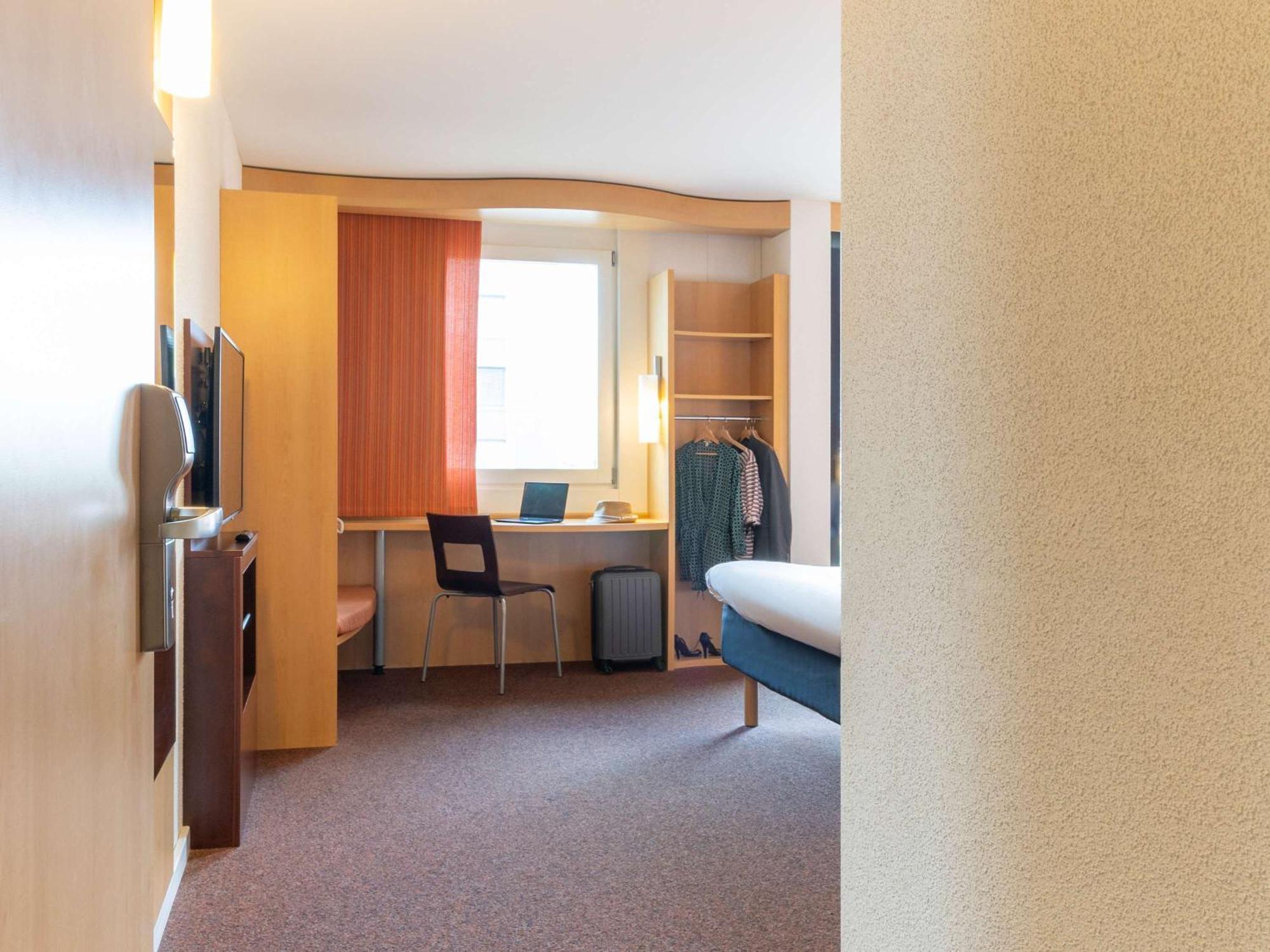 Hotel Ibis Basel Bahnhof Zewnętrze zdjęcie